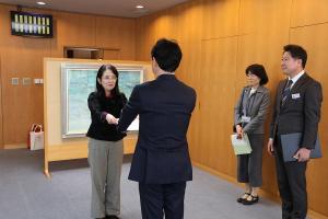 人権政策審議会からの答申書交付式