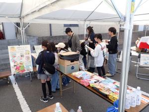 出前出展の様子2