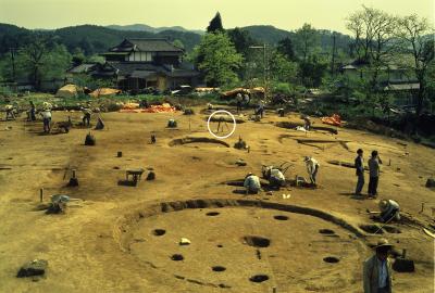 昔の発掘現場写真＜岡山市天神原遺跡＞