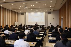 県職員仕事説明・座談会