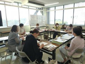 ～理事会でレシピ検討の様子～