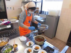 ～調理実習の様子～