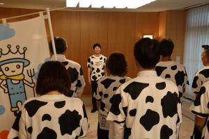 牛乳月間消費拡大キャンペーン 表敬訪問