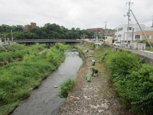 清掃の様子（宮川）