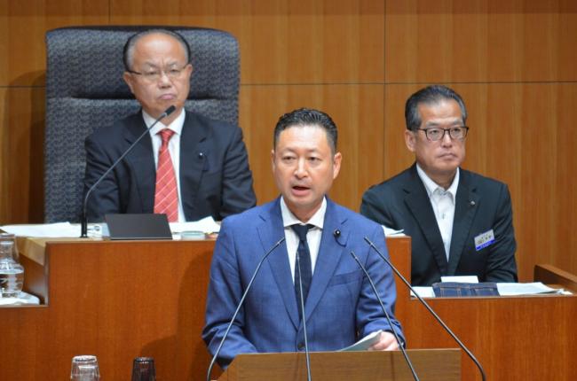 鳥井 良輔議員
