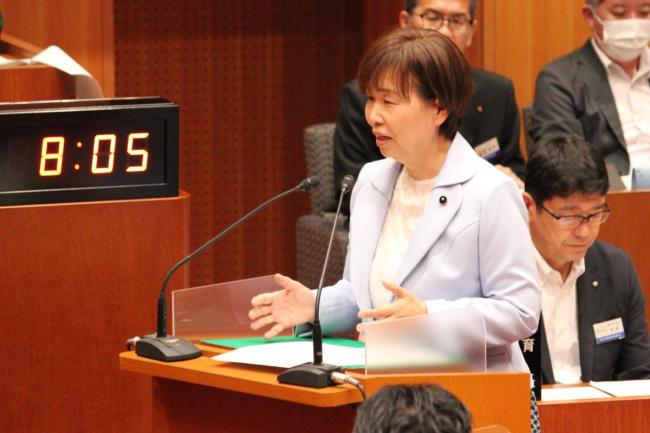 須増 伸子議員