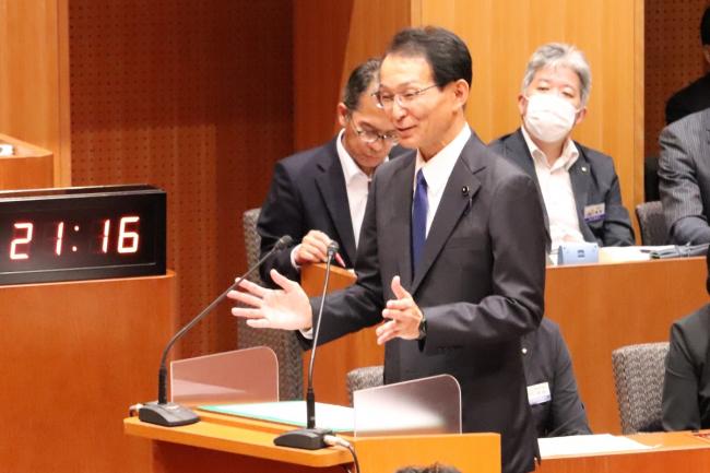 荒島 俊造議員