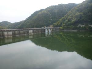 河本ダム