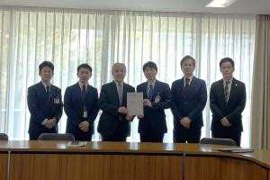 全国知事会要請活動〔長浜 参議院憲法審査会会長〕