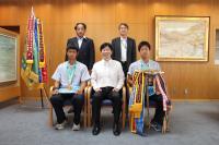 岡山理科大学附属高等学校ソフトテニス部が知事を表敬訪問