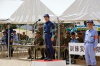 岡山県総合防災訓練で話をする知事の写真