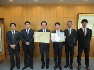 明治安田生命「私の地元応援募金」贈呈式写真