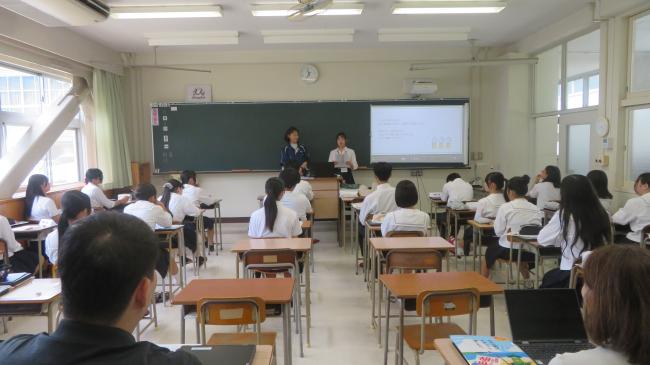 フィールドスタディの様子(株式会社岡山丸果)