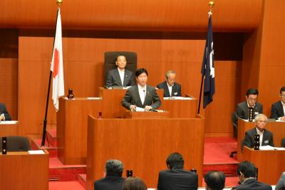 ９月定例会開会