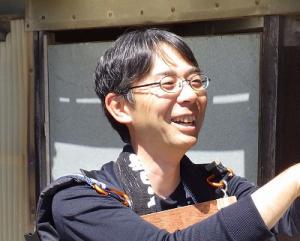 豊本氏