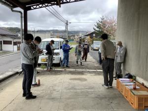 会場で今後の管理について指導