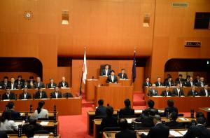 県議会議場