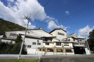 日本キャスタブル工業