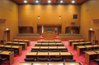 本会議場後方から